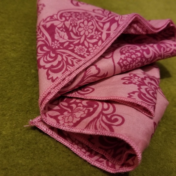 SOLD..4/$20 3 Pretty Scarves/Belts/Hair Scarves - Picture 5 of 5